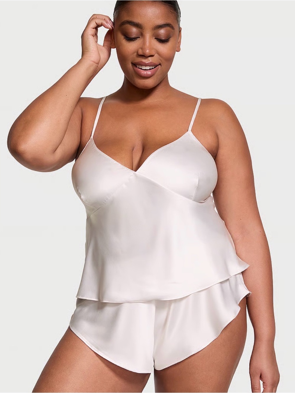 VICTORIA'S SECRET
Satin Open-Back Cami & Shorts Set
- Coconut white